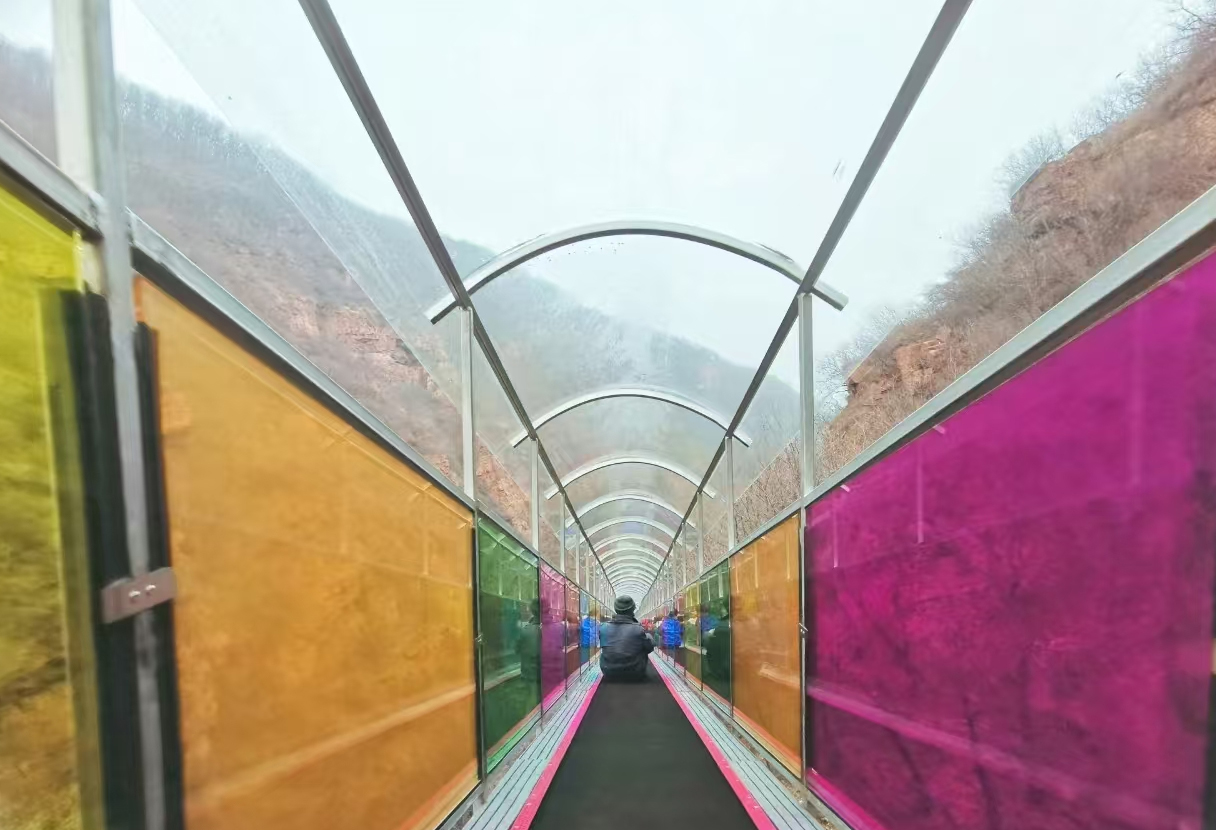 三泉湖景区上山魔毯项目(图1)